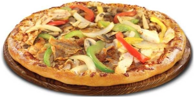 Tomatensaus, kaas, doner, schoarma, paprika, ui en champignons.